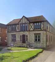 featured image of 2130 Auburn St