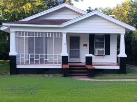 featured image of 109 Dalzell St