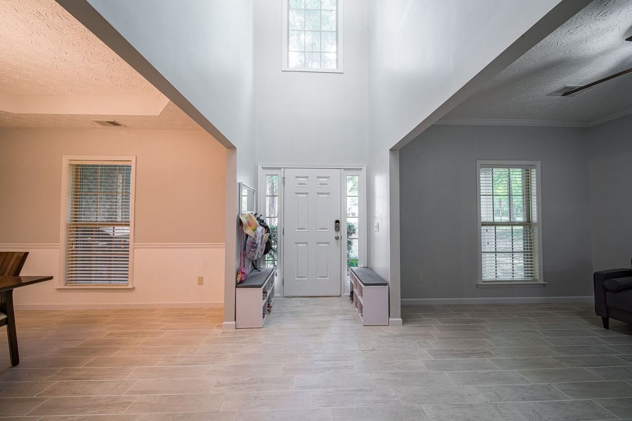 8116 Old Pope Rd - Photo 2 of 50