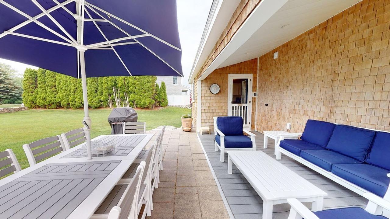 3 Ravine Ave - Photo 3 of 50