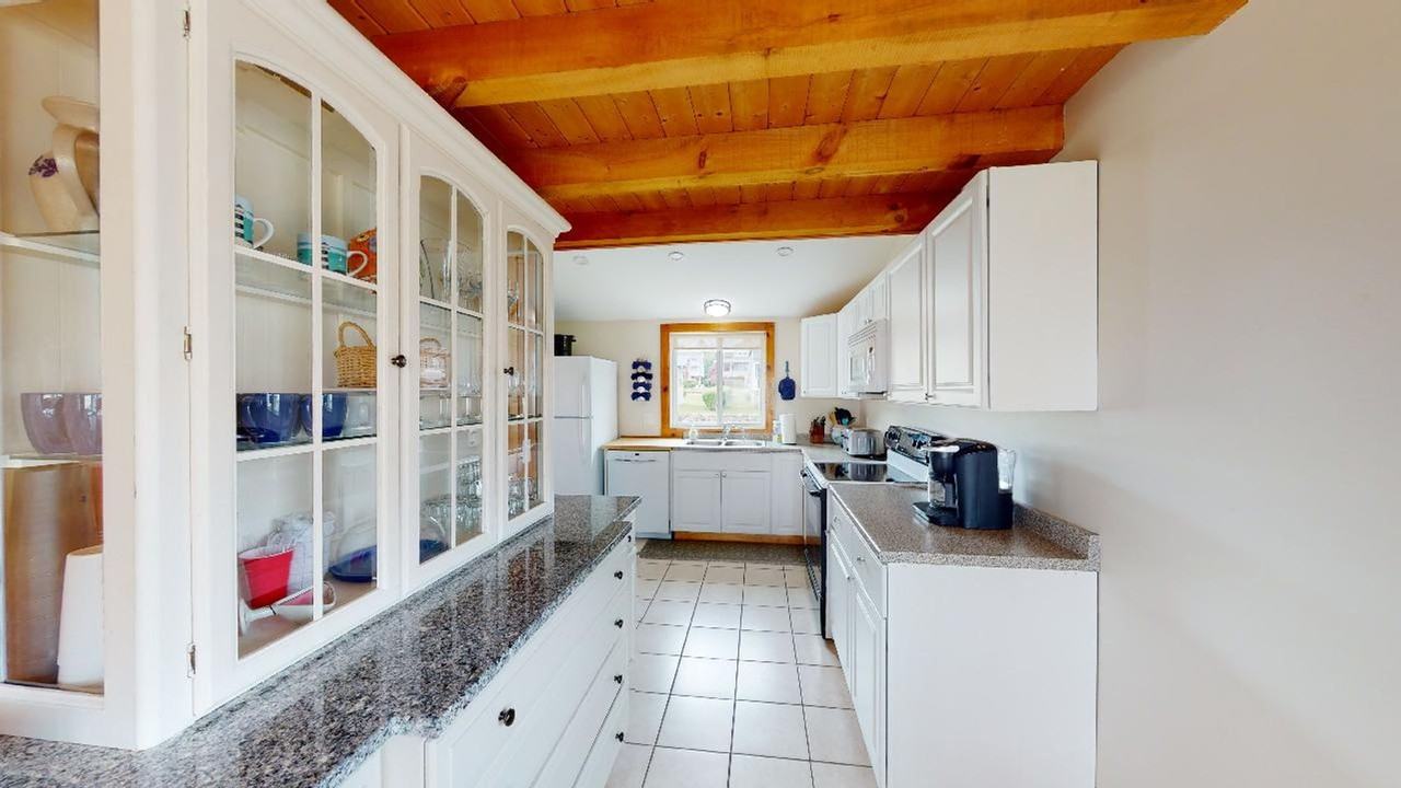 3 Ravine Ave - Photo 7 of 50