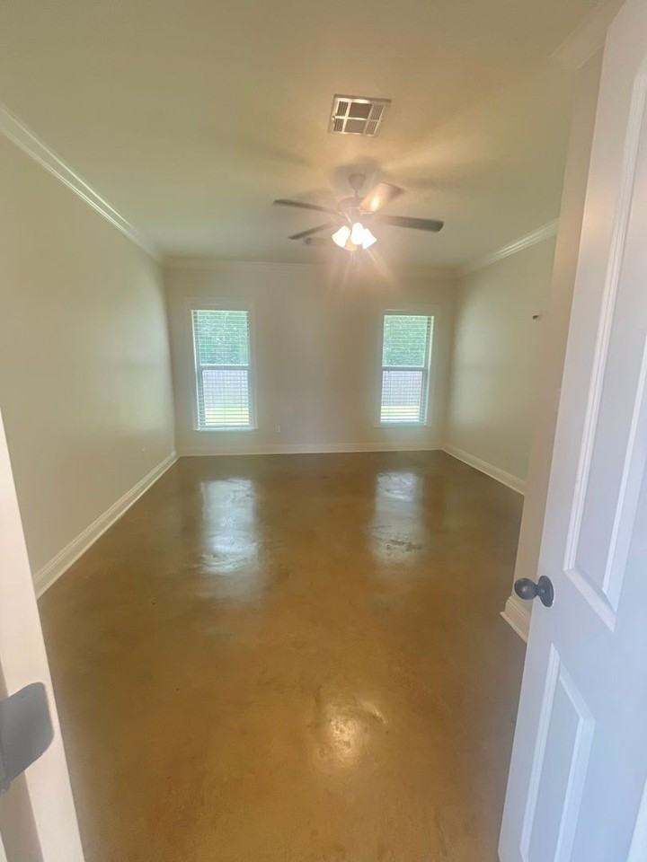 2366 Woodland Ct - Photo 6 of 11