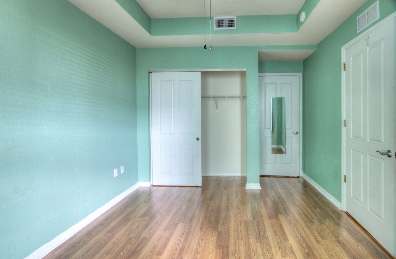 5123 Melbourne St #D104 - Photo 6 of 44