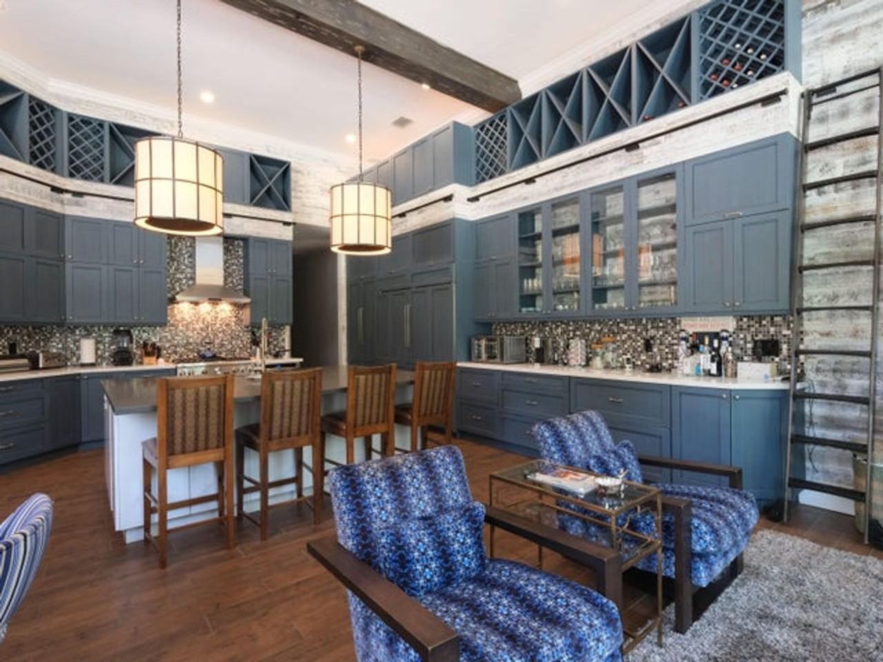 12465 World Cup Ln - Photo 4 of 25