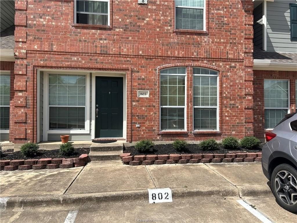 1001 Krenek Tap Rd #803 - Photo 2 of 24