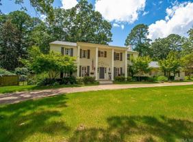2820 N Rodney Parham Rd - Photo 1 of 1