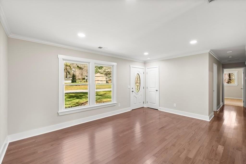 4149 Allegiance Ave - Photo 5 of 28