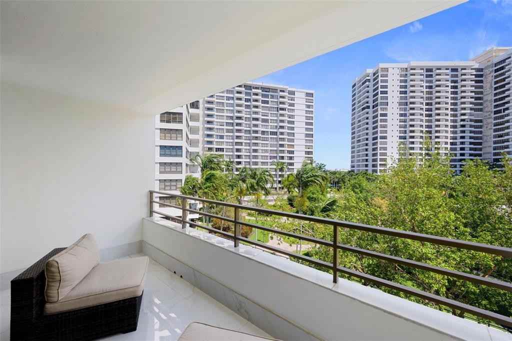 Three Islands Blvd - Photo 2 of 8