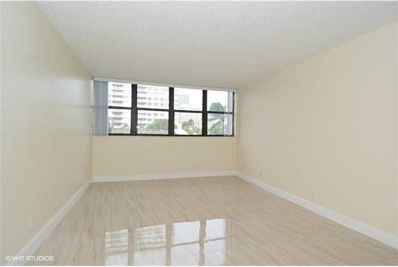 S Ocean Dr - Photo 4 of 8