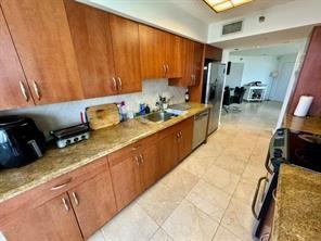 3568 Mystic Pointe Dr - Photo 6 of 8