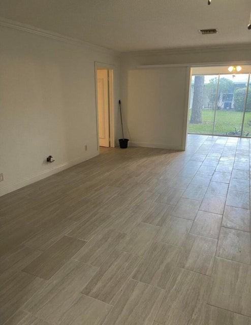 192 Cape Cod Cir - Photo 4 of 6