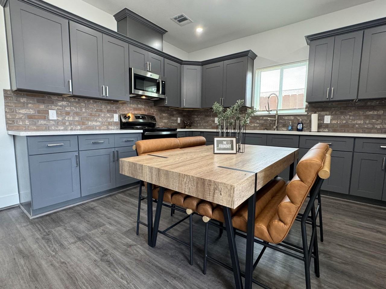 Gregg St - Photo 2 of 31