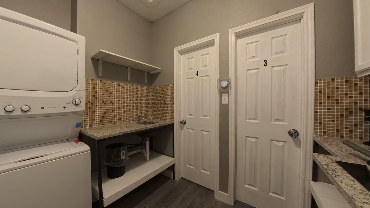 Searcy Dr - Photo 3 of 5