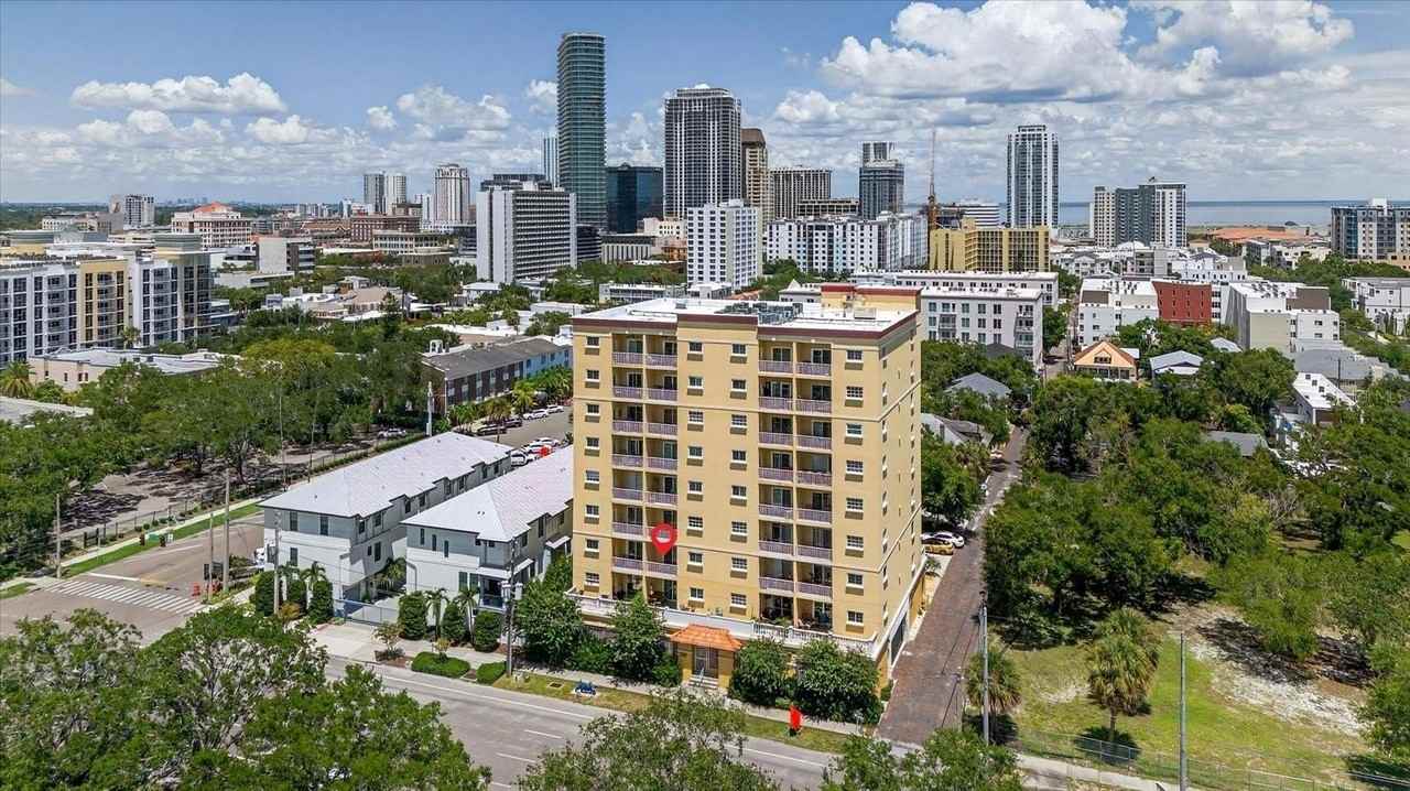 316 8th St S #203 - Photo 2 of 30