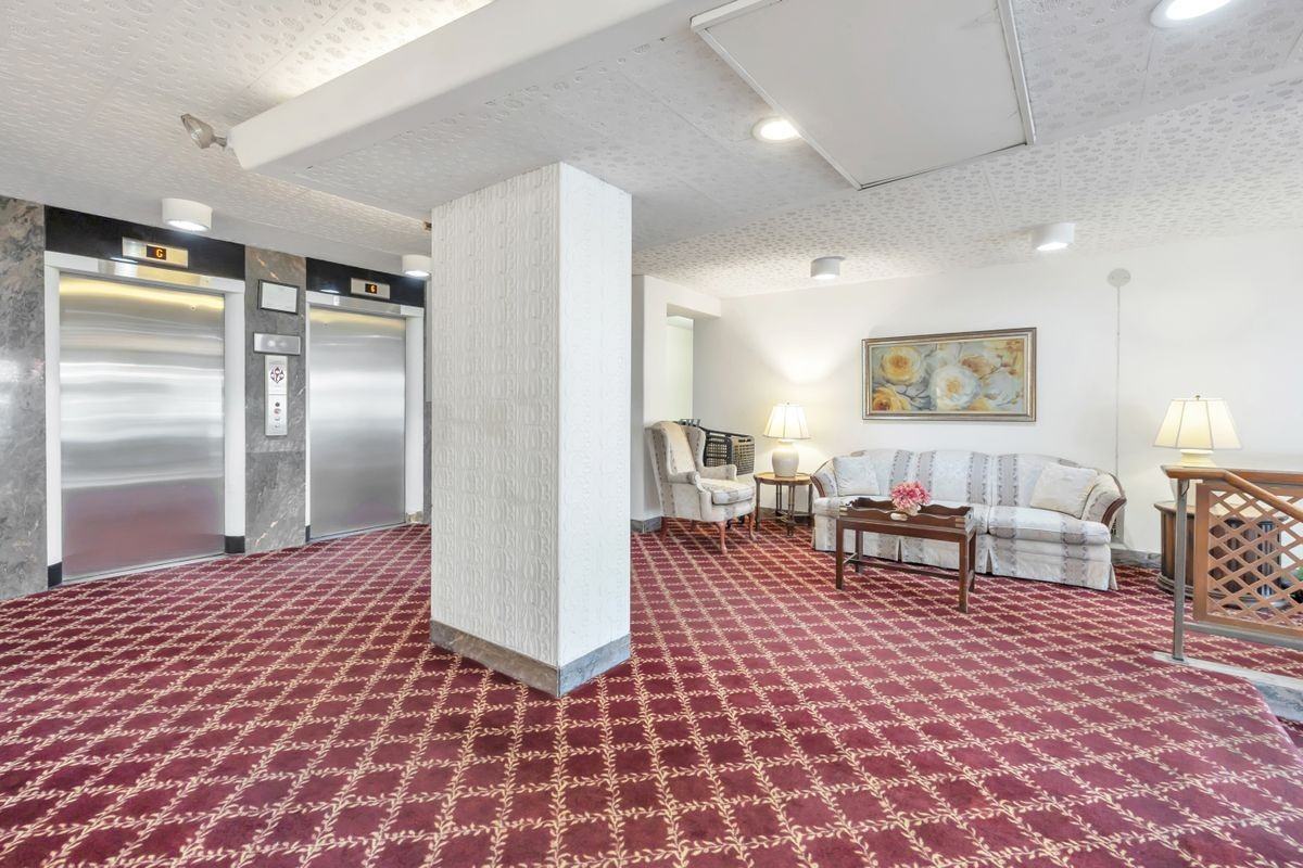 25 Cartright St ##5d - Photo 7 of 37