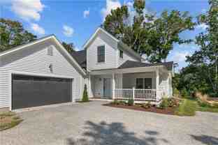 561 Bristol Ferry Rd #B - Photo 1 of 1