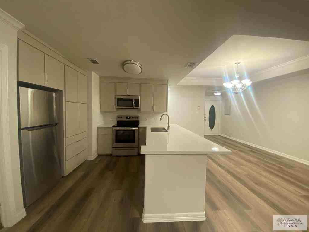 2230 El Dorado Ave Apt 8 - Photo 4 of 14