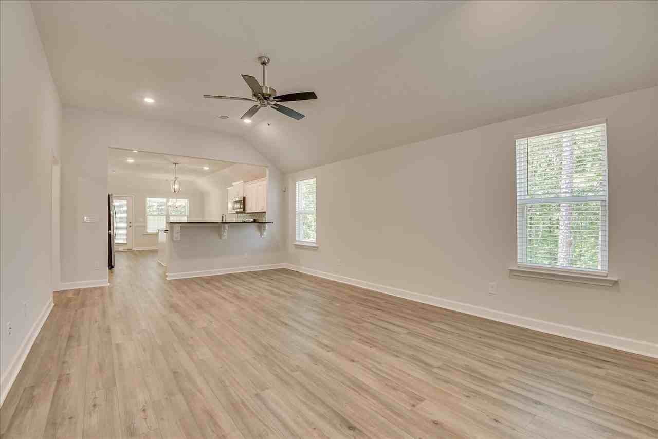 3066 Banter Dr - Photo 3 of 40