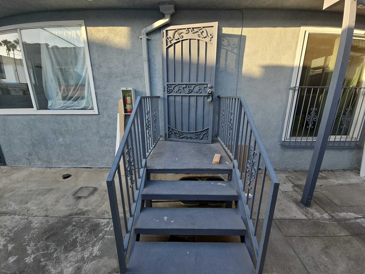 Centinela Ave - Photo 3 of 23