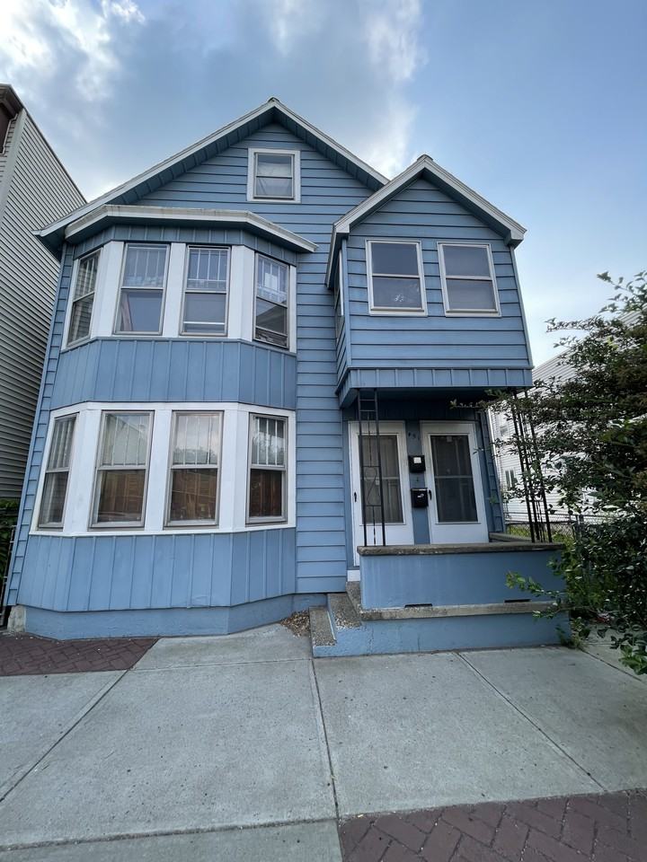 451 5th Avenue - Photo 2 of 9