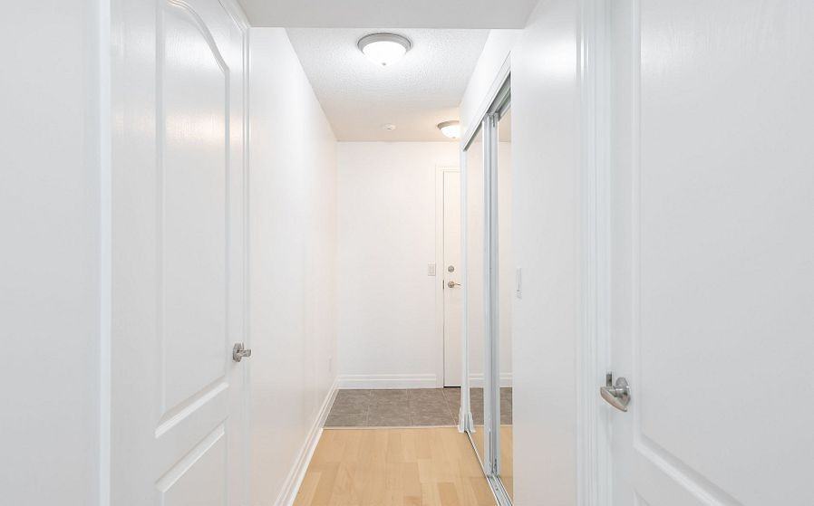 2121 Lake Shore Boulevard West #11 - Photo 3 of 12