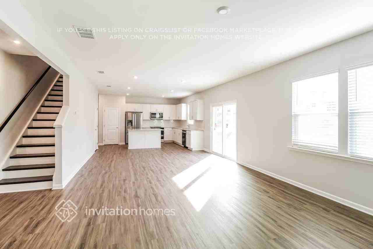 2247 Blackbird Cir - Photo 6 of 27