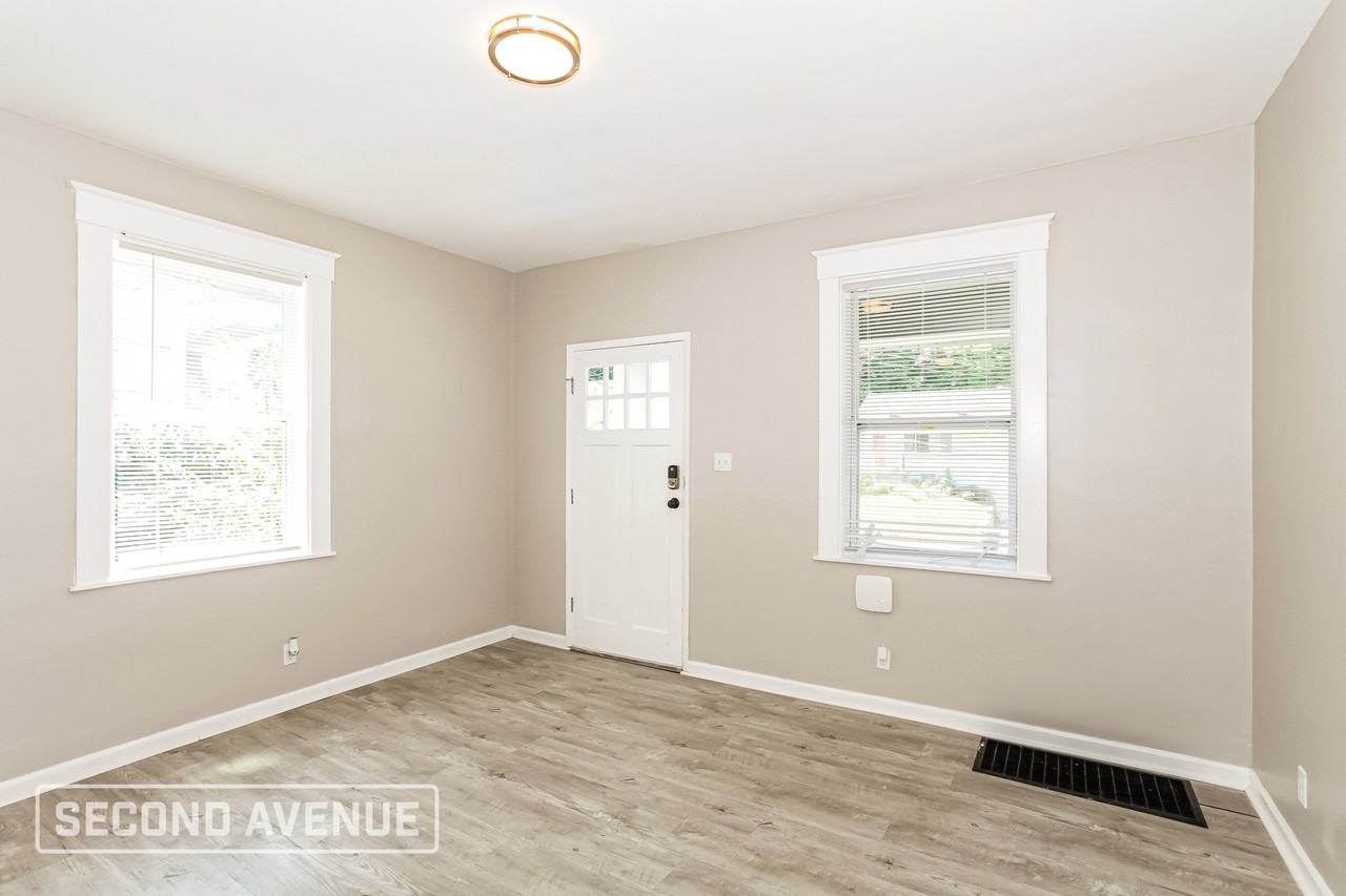 1734 Gilsey Ave - Photo 6 of 25