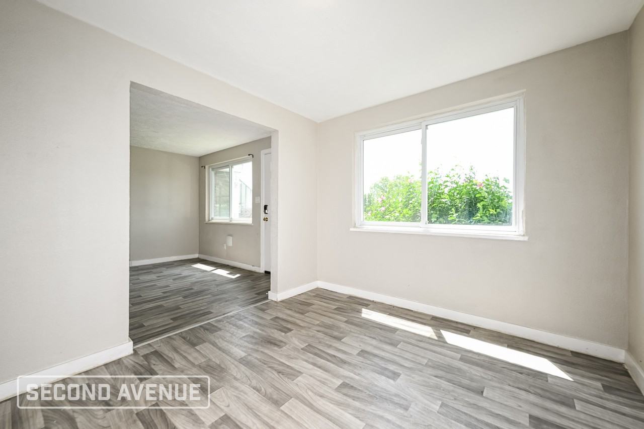 624 Sara Ln - Photo 7 of 28