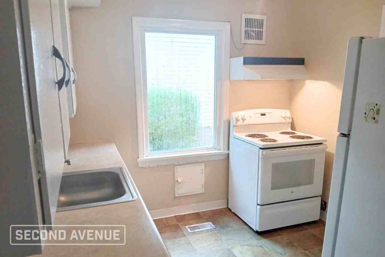 2401 N Taylor Rd - Photo 4 of 12