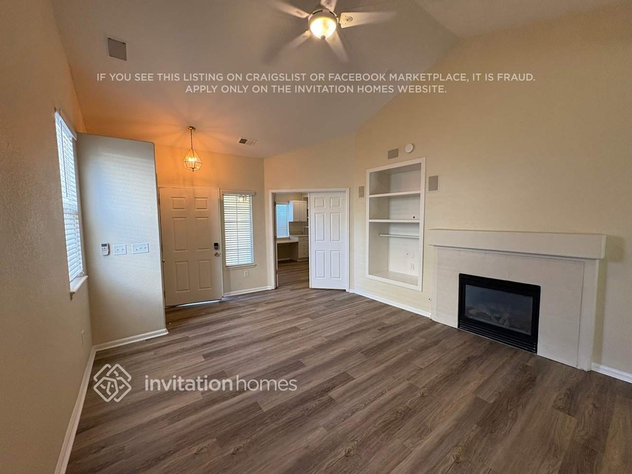 19736 E 58th Dr - Photo 2 of 16