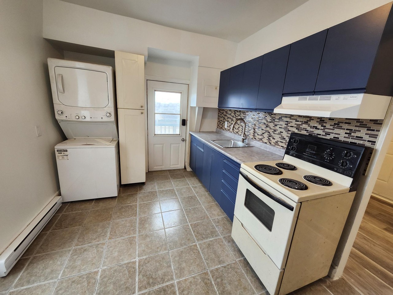 274 Duke Street West #3 - Photo 2 of 13