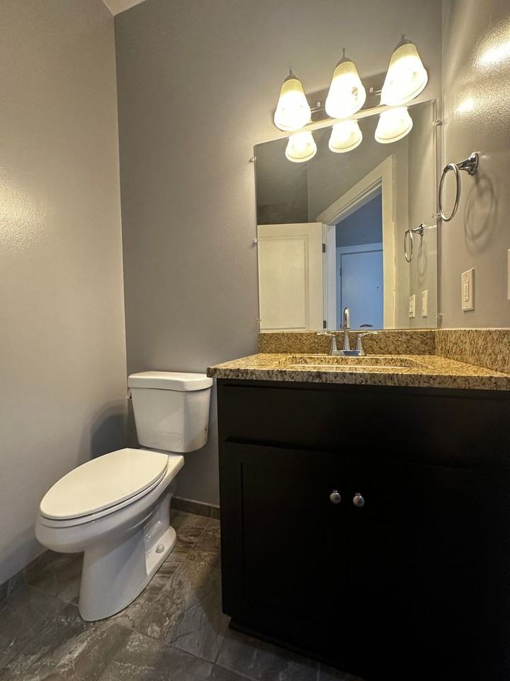 4632 Centre - Photo 6 of 27