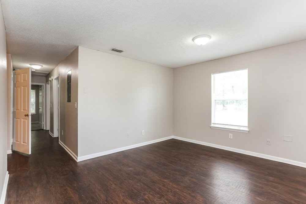 2268 W 44th St - Photo 5 of 19