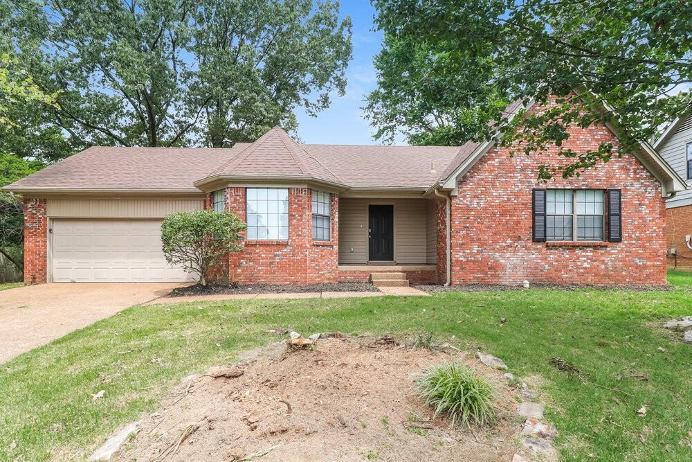 5996 Lawnhill Dr - Photo 3 of 19