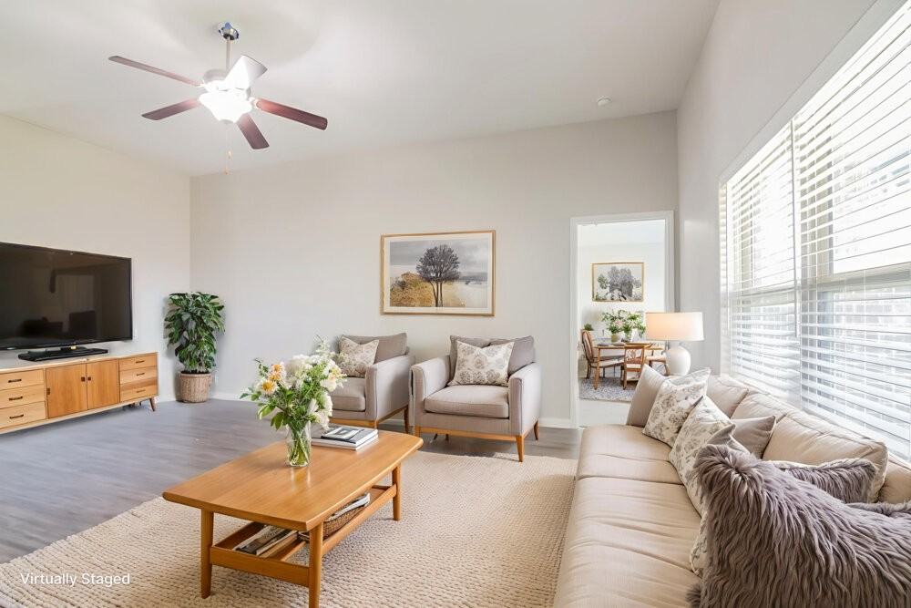 1516 Millennium Dr - Photo 4 of 19