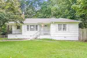 featured image of 812 Nelson Dr