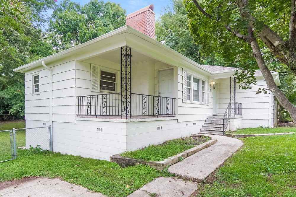812 Nelson Dr - Photo 3 of 19