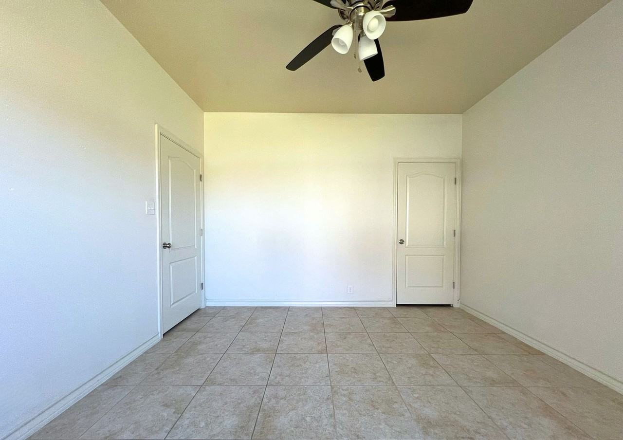 Cantera Real Apartments - Photo 5 of 47