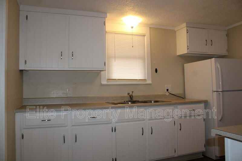 605 Acero Ave #A - Photo 5 of 12