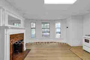 featured image of 324 Goundry St #7