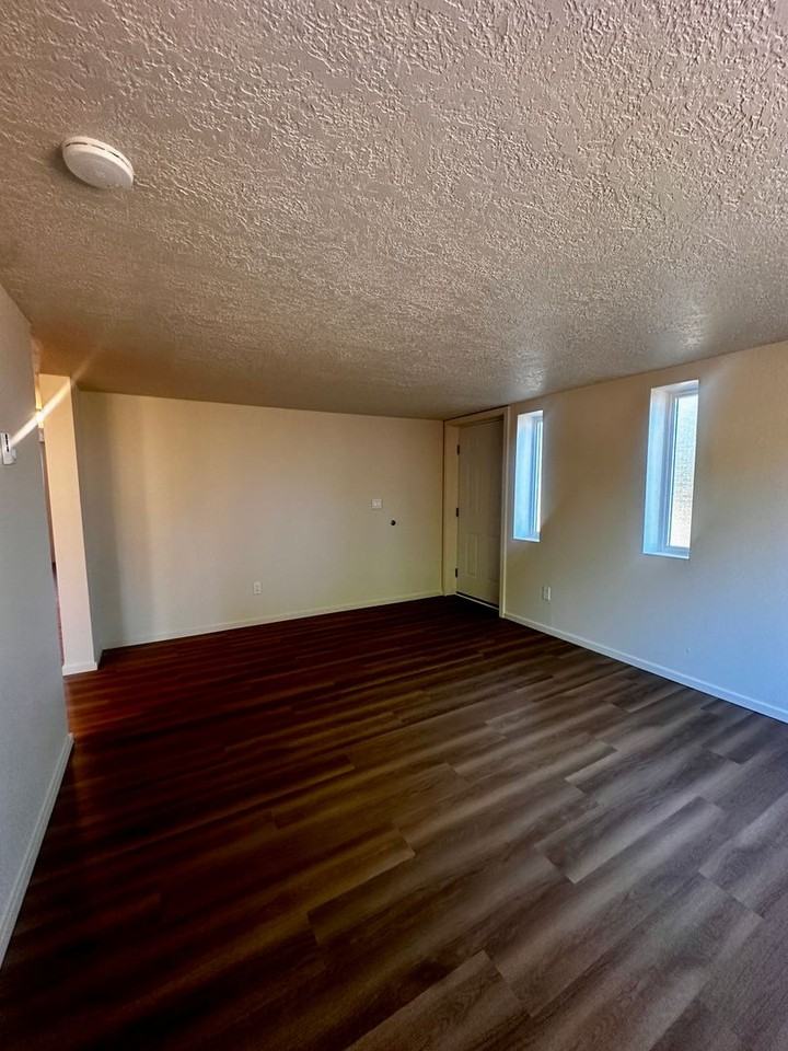 LuDon Luradel - Photo 2 of 24