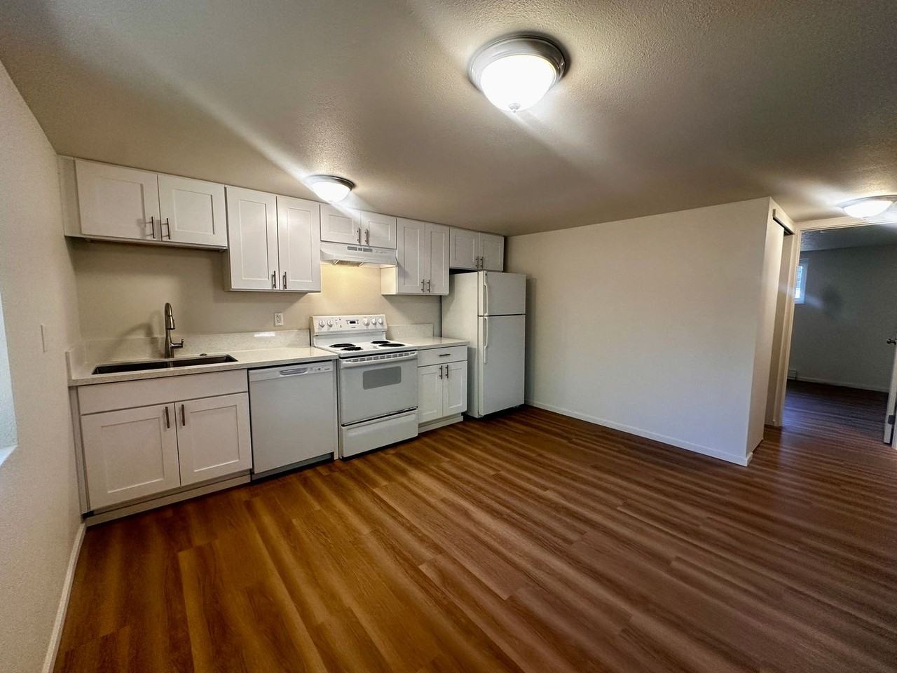 LuDon Luradel - Photo 5 of 24