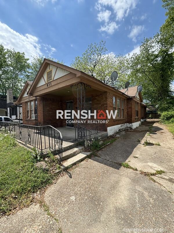 831 Maury St - Photo 3 of 23