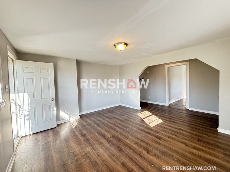 3762 Berry Ln - Photo 2 of 19