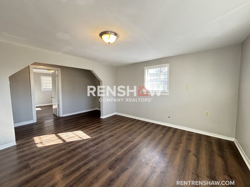 3762 Berry Ln - Photo 3 of 19