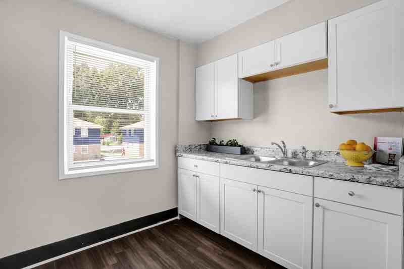 1488 Wanda St #3 - Photo 7 of 17