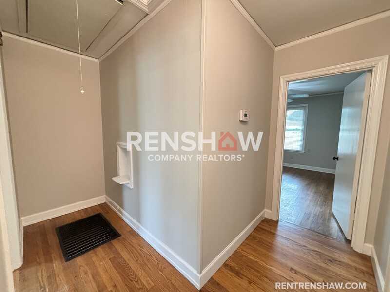 3781 Kenwood Ave - Photo 7 of 23