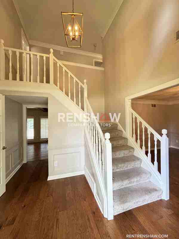 8990 Armadale Dr - Photo 3 of 45