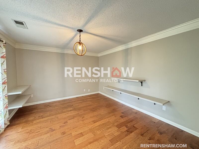 8990 Armadale Dr - Photo 5 of 45