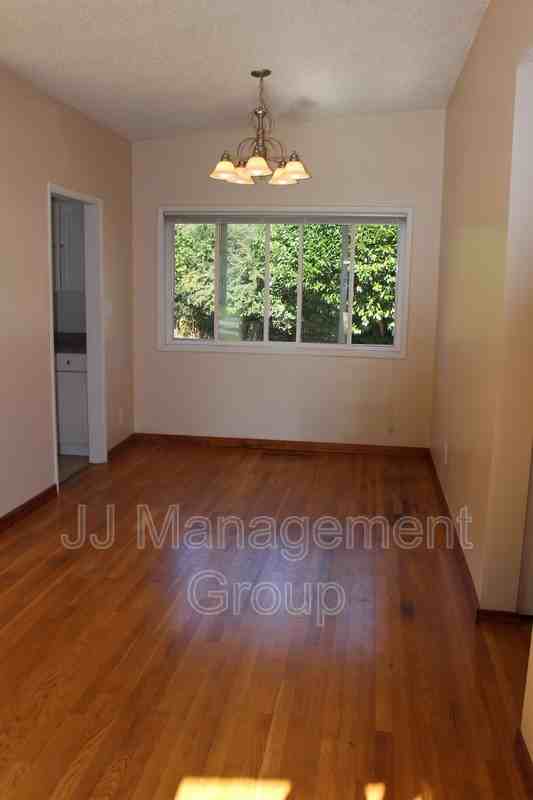 16020 Se 9th St - Photo 3 of 8